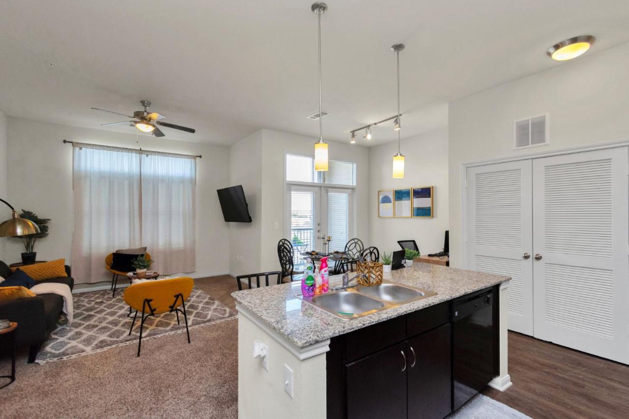 Charming Suite With Gym Near Nrg Medical Center 休斯敦 外观 照片
